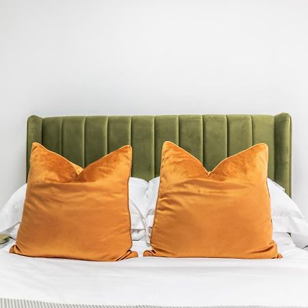 The Olive Green Loft Лестер Экстерьер фото
